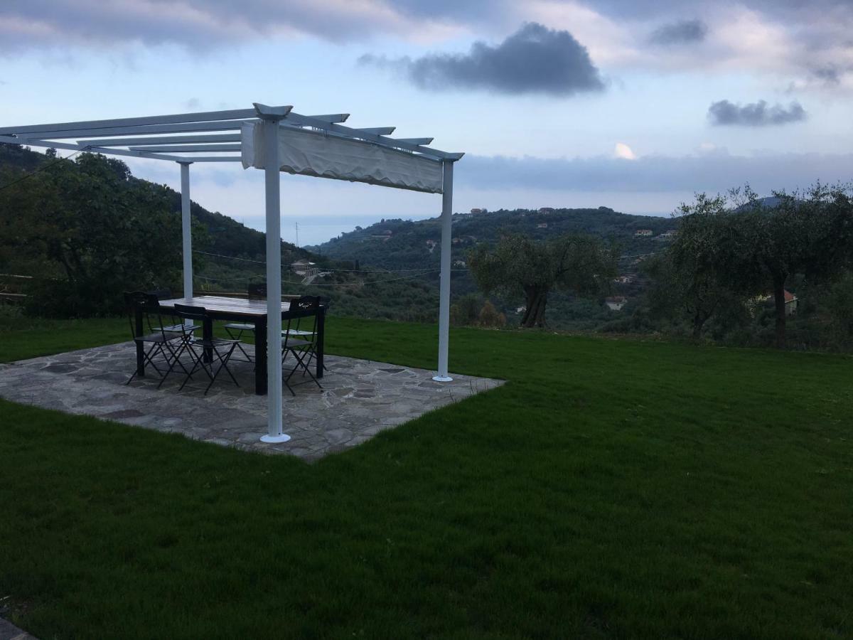 Agriturismo Oltrealmare Civezza Bagian luar foto