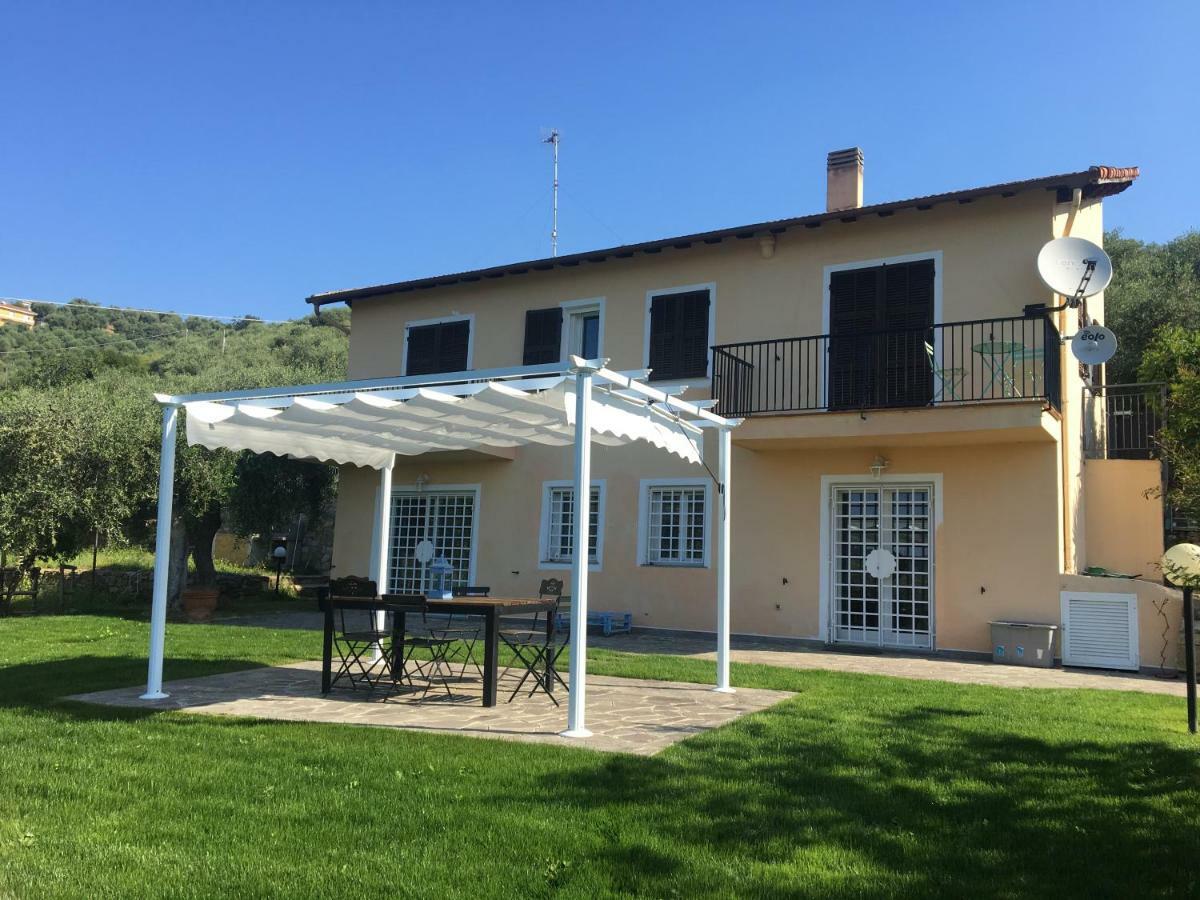 Agriturismo Oltrealmare Civezza Bagian luar foto
